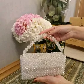 Сумочка из кристалла.