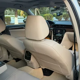 Volkswagen Passat 2020