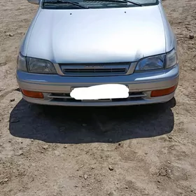 Toyota Corona 1995