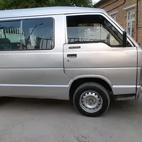 Toyota Hiace 1985