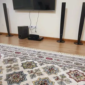 Kinoteatr kolonka LG