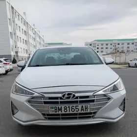 Hyundai Elantra 2020