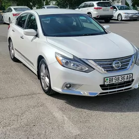 Nissan Altima 2017