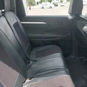 Toyota Highlander 2016