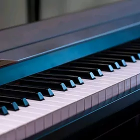 pianino gitaraskripka repetitr