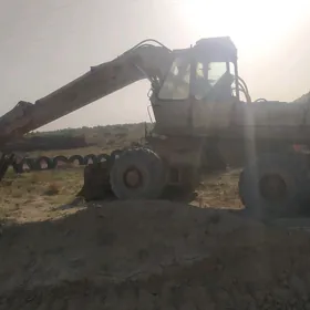 Caterpillar Excavator 2010