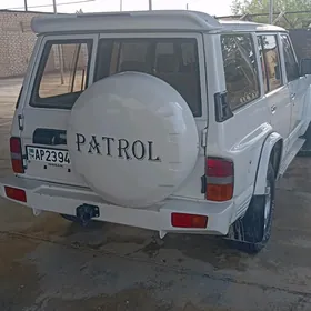 Nissan Patrol 1993
