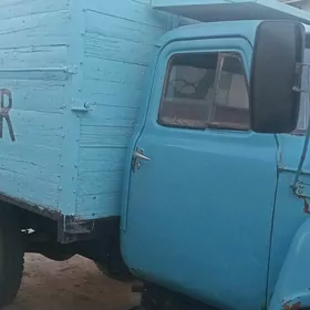 Gaz 52 1987