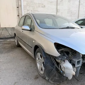 Peugeot 308 2003