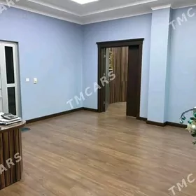 Arenda Moll OFIS 4kom