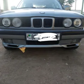 BMW 525 1989