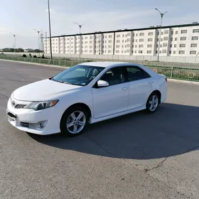 Toyota Camry 2013