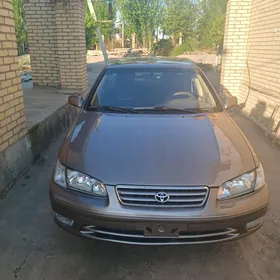 Toyota Camry 1999