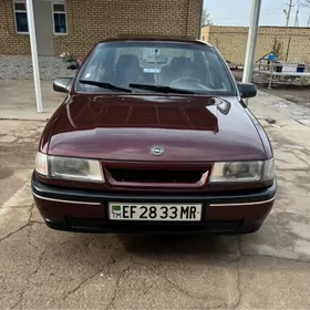 Opel Vectra 1989