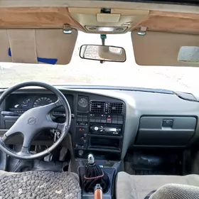 Opel Omega 1989