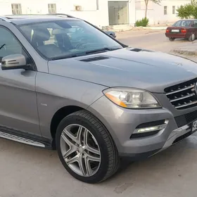 Mercedes-Benz ML350 2012