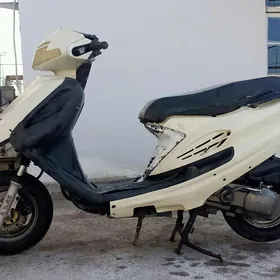 Yamaha Artistic 2011