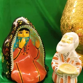 Statuetka/Статуэтка