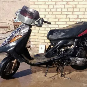 Yamaha Artistic 2010