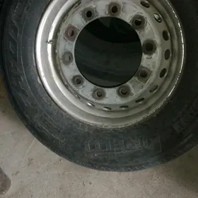 Teker Volvo