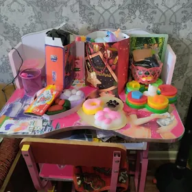 столик детский и стульчик