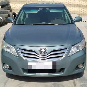 Toyota Camry 2011