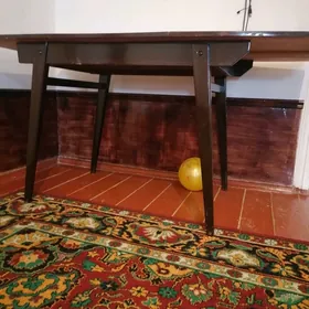Стол
