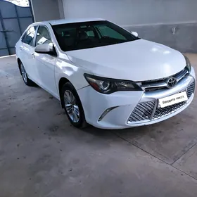 Toyota Camry 2017