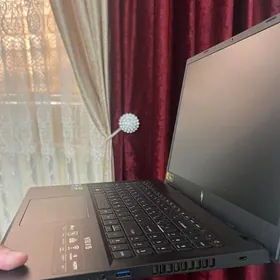 ACER NITRO V15