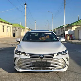 Toyota Avalon 2019