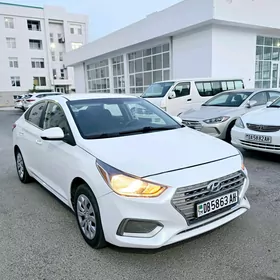Hyundai Accent 2021
