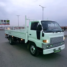 Mitsubishi Canter 1995