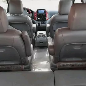 Toyota Sienna 2008