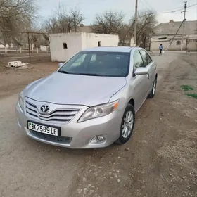 Toyota Camry 2010