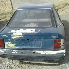 Ford skarpio