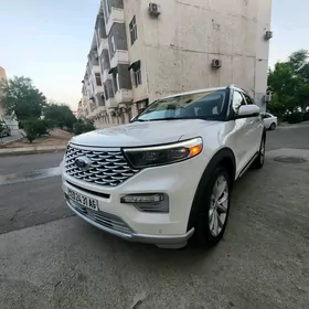 Ford Explorer 2021