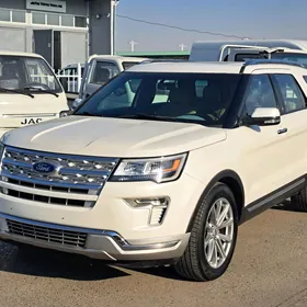 Ford Explorer 2019
