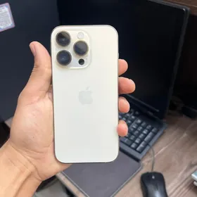 Iphone 14 pro gold