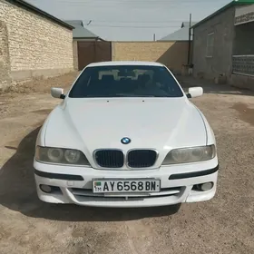 BMW E39 2003