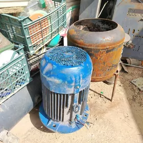 Электродвигатель