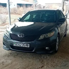 Toyota Camry 2010