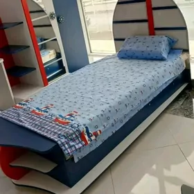 Oglan çaga üçin krowat