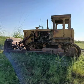 Komatsu D155AX-8 1990