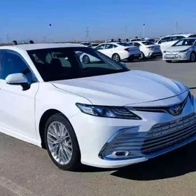 Toyota Camry 2020