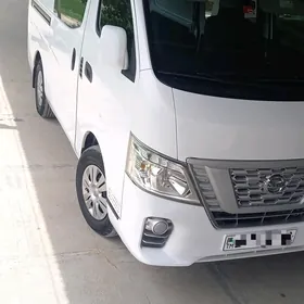 Nissan Urvan 2018