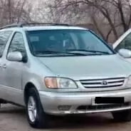 Toyota Sienna 2002