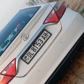Toyota Camry 2016