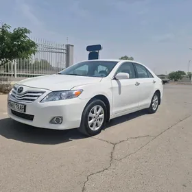 Toyota Camry 2010