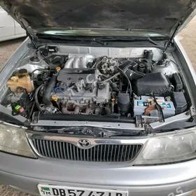 Toyota Avalon 1999