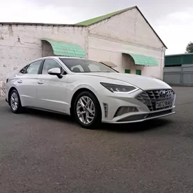 Hyundai Sonata 2021